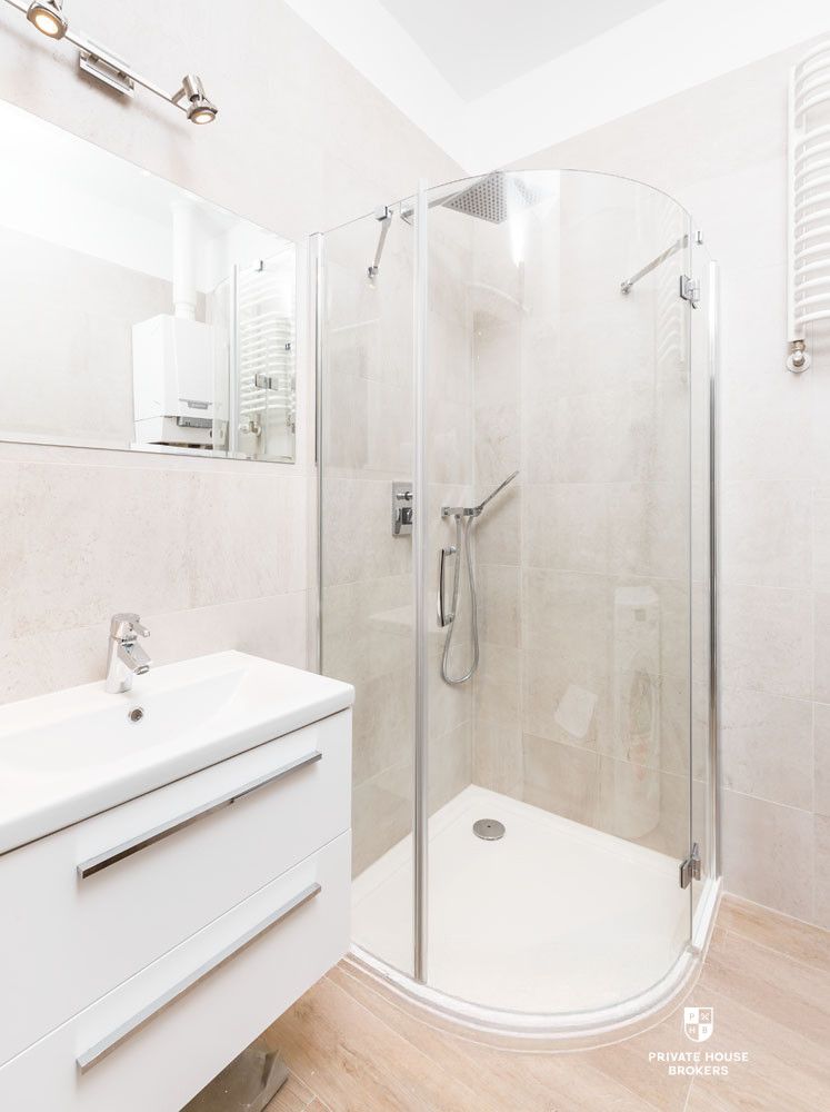 Spacious apartment at Lubelska street - Apartment - Rent - Kraków, Śródmieście / Kleparz