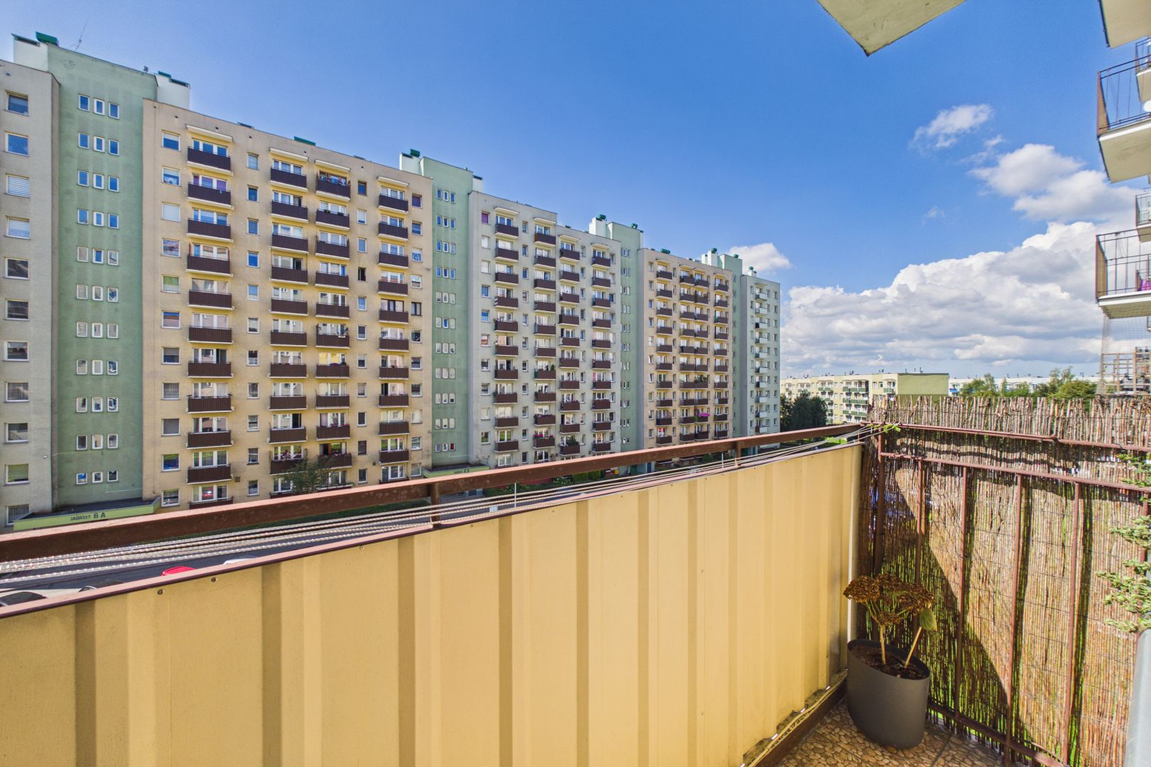 Tczew – Charming Apartment with Potential - Apartment - Sale - Tczewski, Tczew