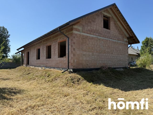 Klęczany – 1.36 ha of land with houses and development conditions!! - Дім - Продаж - Ropczycko-Sędziszowski, Sędziszów Małopolski / Klęczany
