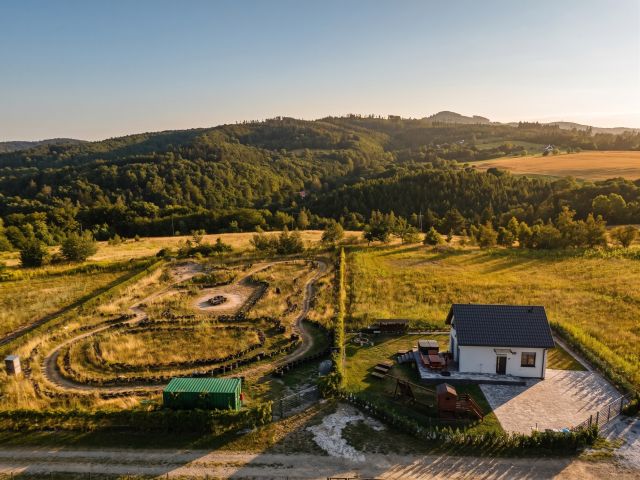 Gotowy biznes z ROI 16%| Domek i działka 3645m2| - Dom - Sprzedaż - Ząbkowicki, Bardo / Dębowina