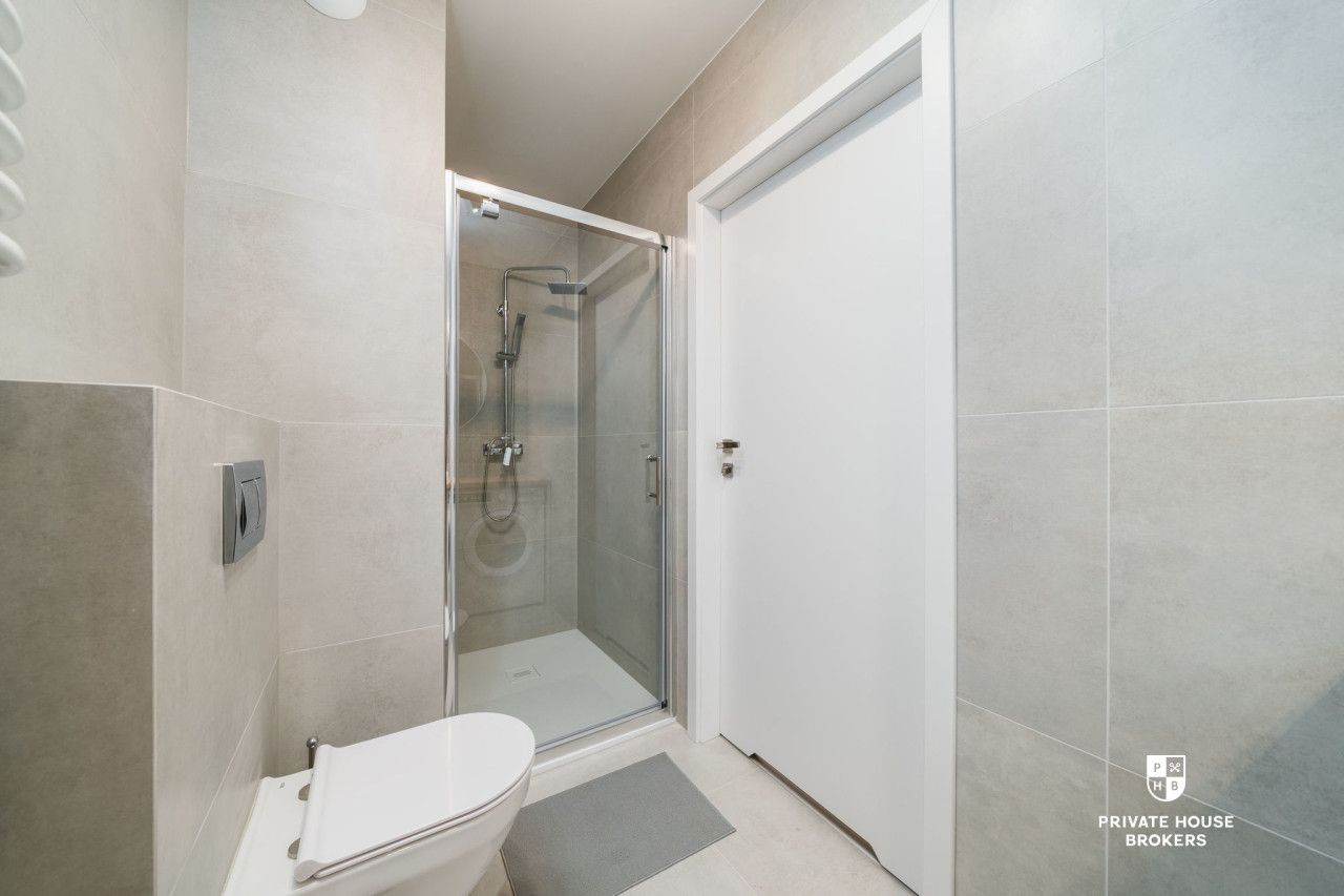 A bright studio 28m2 with a double bed at Stańczyka Street - Osiedle KRK - Apartment - Rent - Kraków, Krowodrza / Bronowice