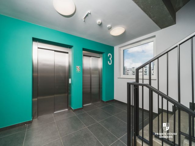 A bright studio 28m2 with a double bed at Stańczyka Street - Osiedle KRK - Apartment - Rent - Kraków, Krowodrza / Bronowice