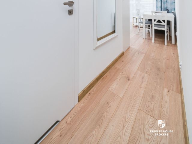 A bright studio 28m2 with a double bed at Stańczyka Street - Osiedle KRK - Apartment - Rent - Kraków, Krowodrza / Bronowice