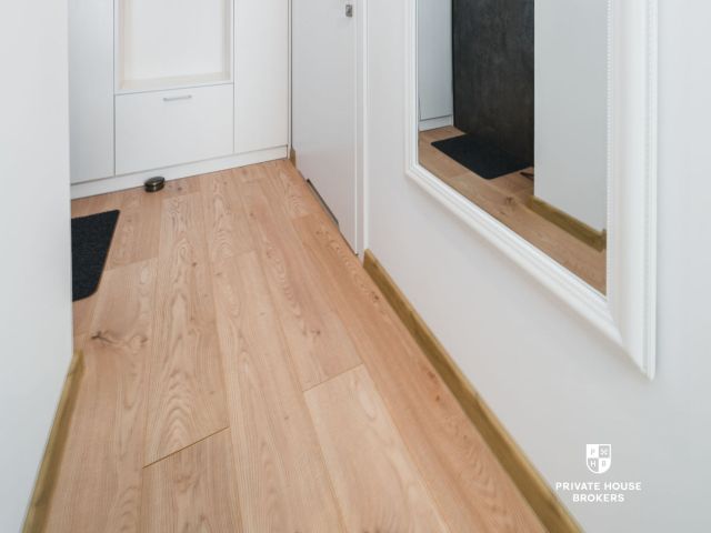 A bright studio 28m2 with a double bed at Stańczyka Street - Osiedle KRK - Apartment - Rent - Kraków, Krowodrza / Bronowice