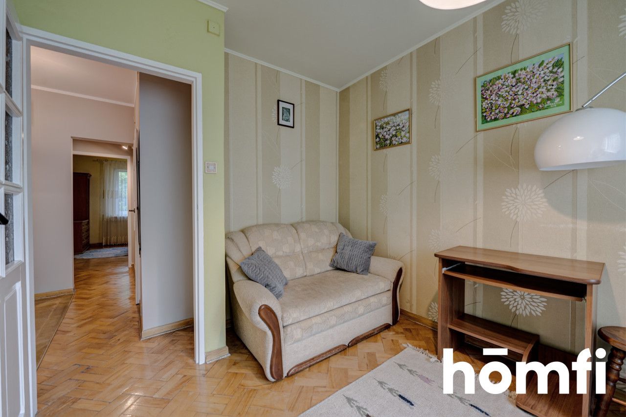 COMFORTABLE 3-BEDROOM APARTMENT WITH A BALCONY - Apartment - Sale - Radom, Nad Potokiem