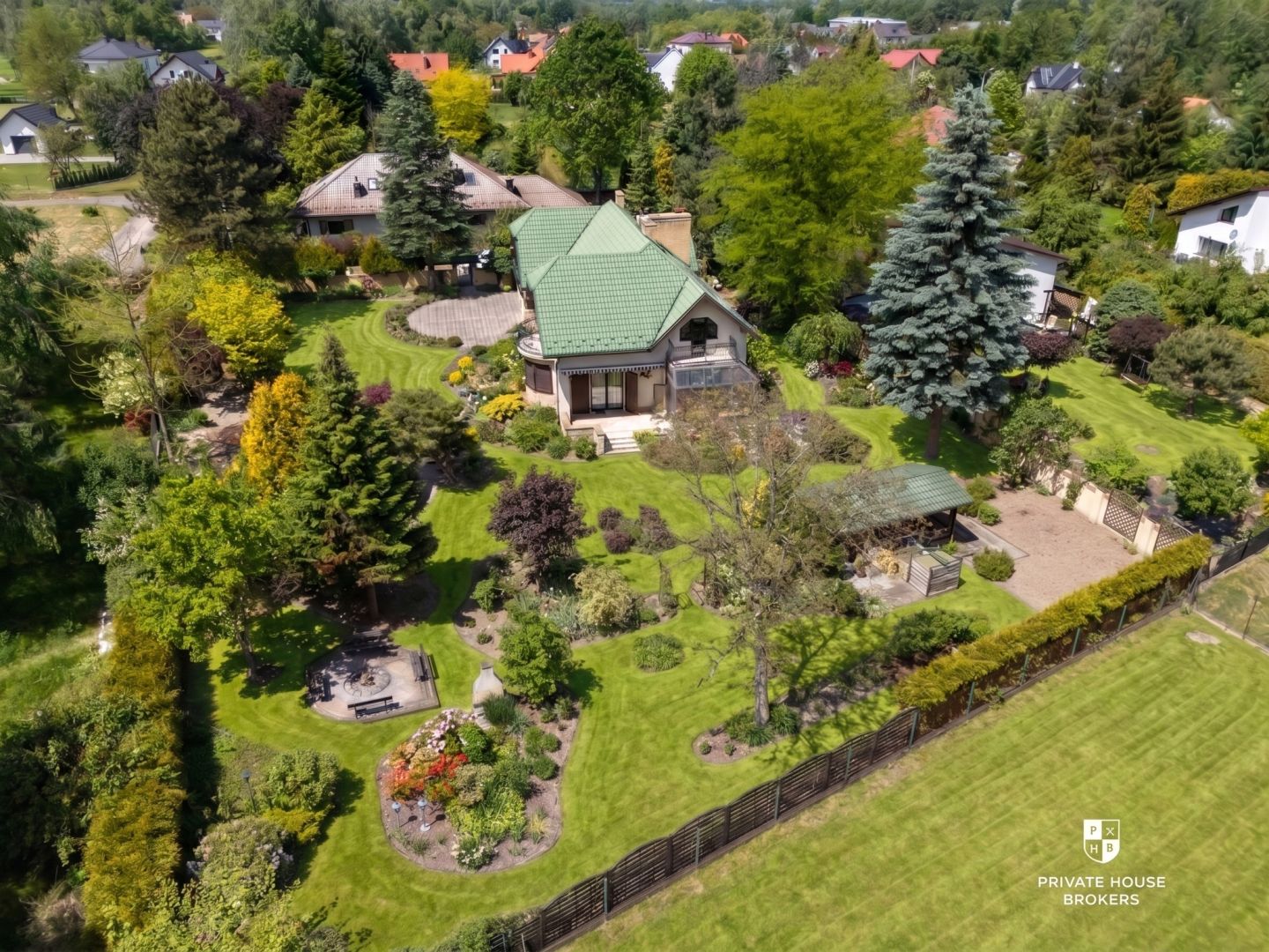 350m² Residence with an orangery & fairytale 22a garden | Fast A4 access - House - Sale - Tarnowski, Tarnów / Zbylitowska Góra
