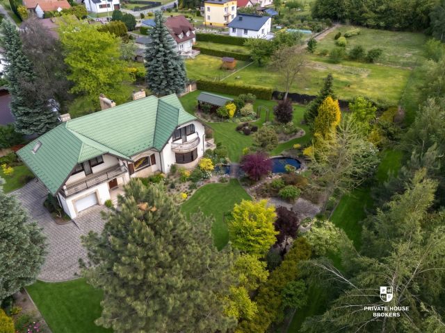 350m² Residence with an orangery & fairytale 22a garden | Fast A4 access - House - Sale - Tarnowski, Tarnów / Zbylitowska Góra