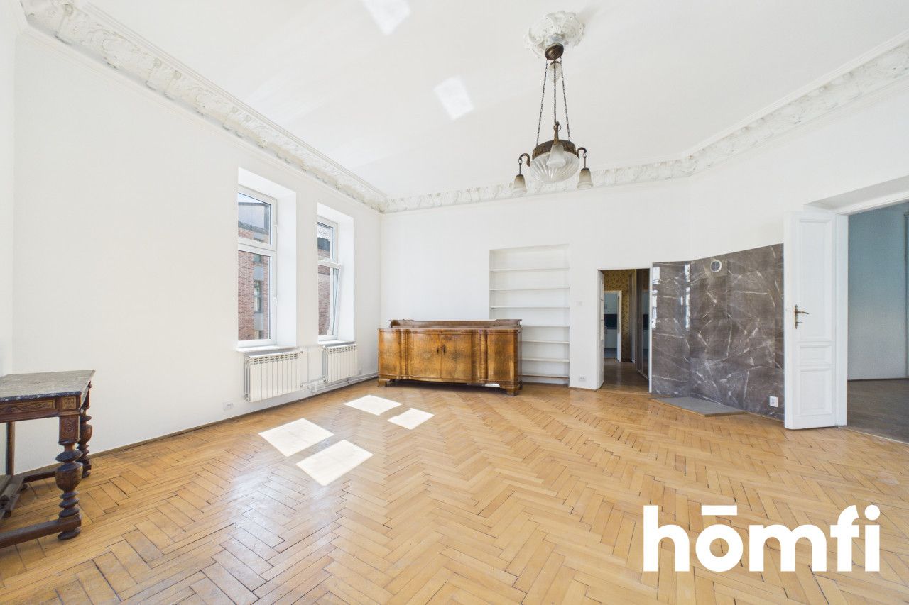 135 m² Unit for Rent, Kraków Old Town, ul. Retoryka, Ideal for Office or Beauty Studio - Apartment - Rent - Kraków, Śródmieście / Stare Miasto