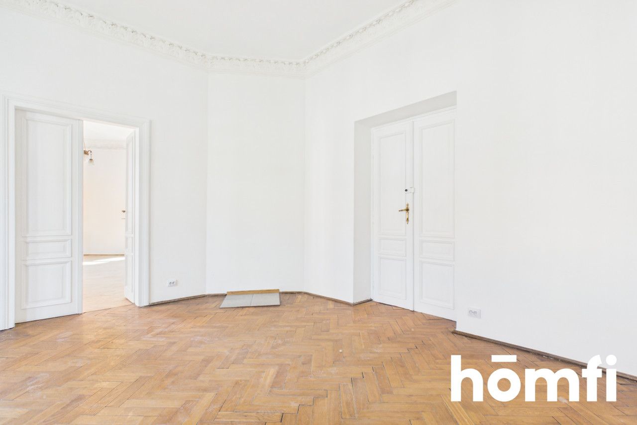 135 m² Unit for Rent, Kraków Old Town, ul. Retoryka, Ideal for Office or Beauty Studio - Apartment - Rent - Kraków, Śródmieście / Stare Miasto
