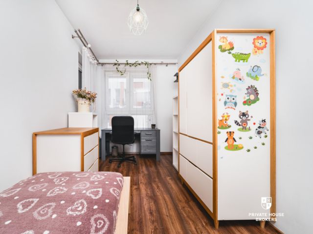 3 pokoje | miejsce postojowe w garażu | duży balkon | komórka lokatorska | wynajem - Mieszkanie - Wynajem - Kraków, Śródmieście / Dąbie