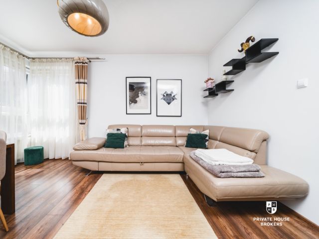 3 pokoje | miejsce postojowe w garażu | duży balkon | komórka lokatorska | wynajem - Mieszkanie - Wynajem - Kraków, Śródmieście / Dąbie