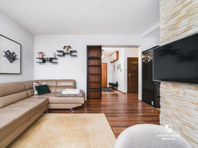 3 pokoje | miejsce postojowe w garażu | duży balkon | komórka lokatorska | wynajem - Mieszkanie - Wynajem - Kraków, Śródmieście / Dąbie