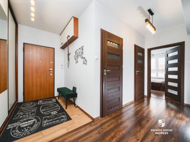3 pokoje | miejsce postojowe w garażu | duży balkon | komórka lokatorska | wynajem - Mieszkanie - Wynajem - Kraków, Śródmieście / Dąbie