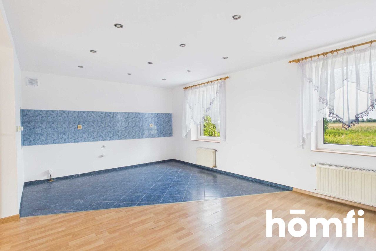 Przestronny dom 200 m² z osobnym mieszkaniem 40 m² i garażem - Dom - Sprzedaż - Nowodworski, Nowy Dwór Gdański