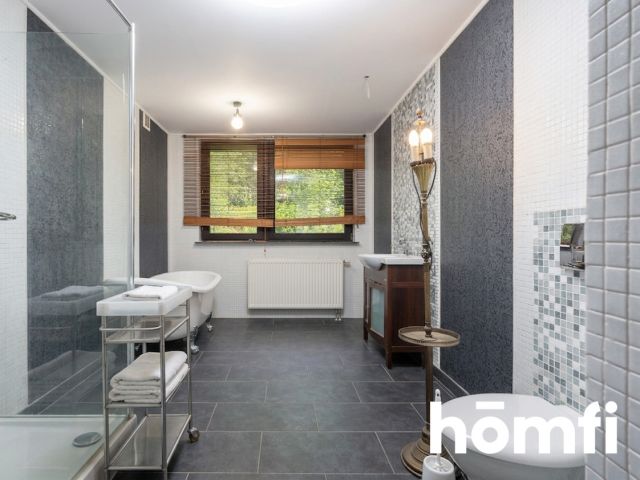 Unique: House of 262m2 on 1 ha in the middle of the forest - House - Sale - Wadowicki, Wadowice / Wysoka