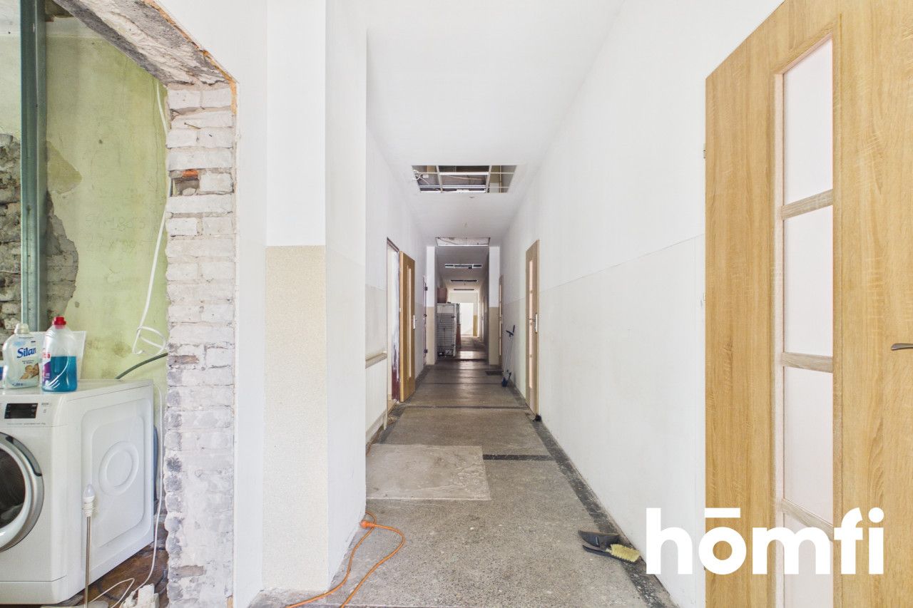 615 m² building for hostel/services - Комерційне приміщення - Продаж - Ruda Śląska, Orzegów