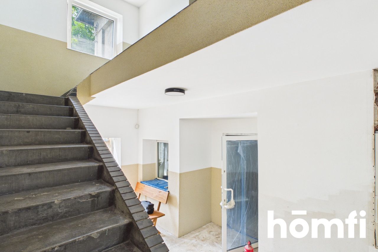 615 m² building for hostel/services - Комерційне приміщення - Продаж - Ruda Śląska, Orzegów