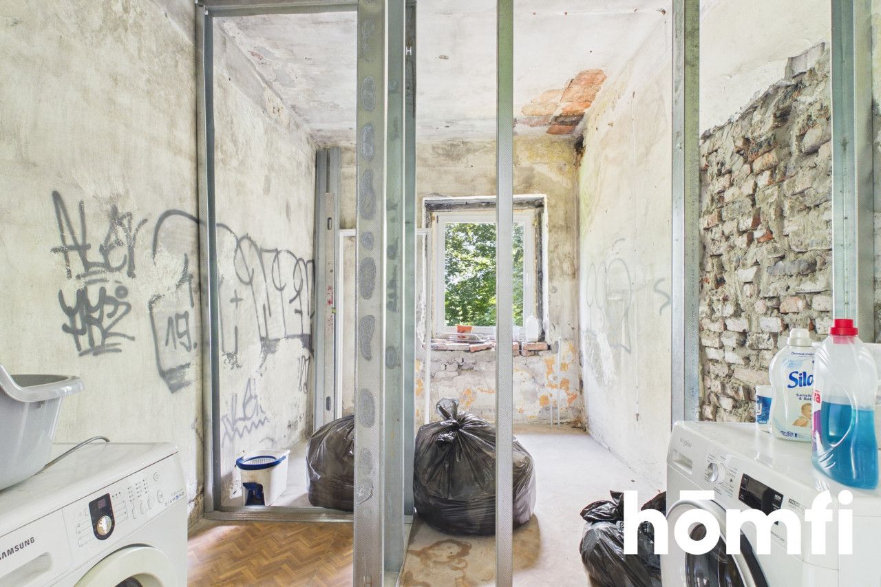 615 m² building for hostel/services - Комерційне приміщення - Продаж - Ruda Śląska, Orzegów