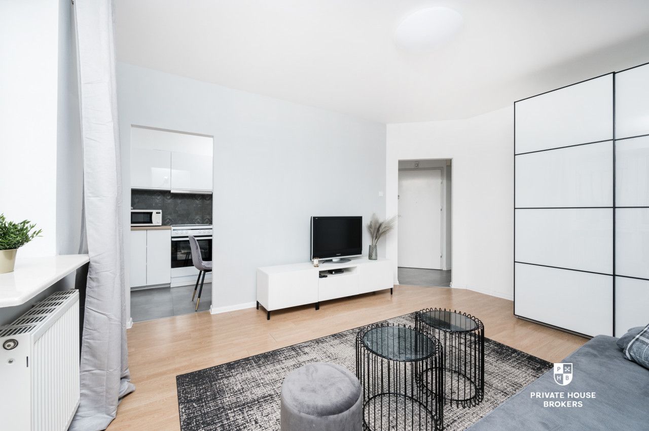 Stylish studio with seperate kitchen 32m2 at Ostatnia st - Apartment - Rent - Kraków, Śródmieście / Prądnik Czerwony