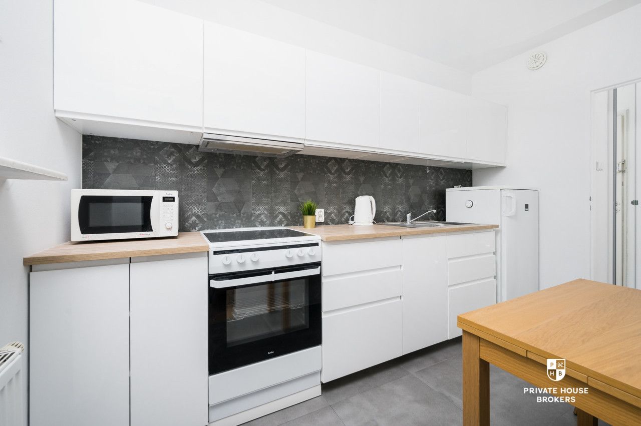 Stylish studio with seperate kitchen 32m2 at Ostatnia st - Apartment - Rent - Kraków, Śródmieście / Prądnik Czerwony