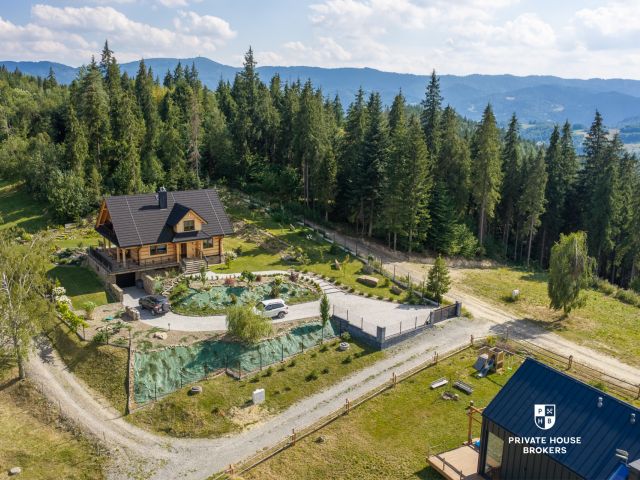 Feel the mountain magic! Exclusive log villa in Gorce: sauna, scenic terrace, Smart Home - House - Sale - Limanowski, Kamienica