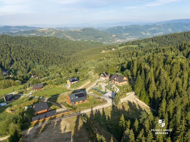 Feel the mountain magic! Exclusive log villa in Gorce: sauna, scenic terrace, Smart Home - House - Sale - Limanowski, Kamienica