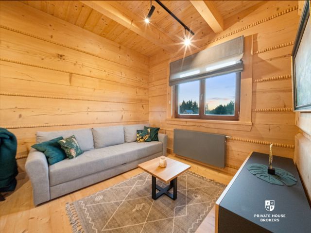 Feel the mountain magic! Exclusive log villa in Gorce: sauna, scenic terrace, Smart Home - House - Sale - Limanowski, Kamienica