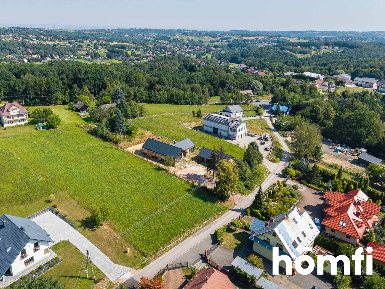 Single-storey home with 3 en-suite bedrooms, walk-in wardrobes and a detached 3-car garage - Дім - Продаж - Myślenicki, Siepraw