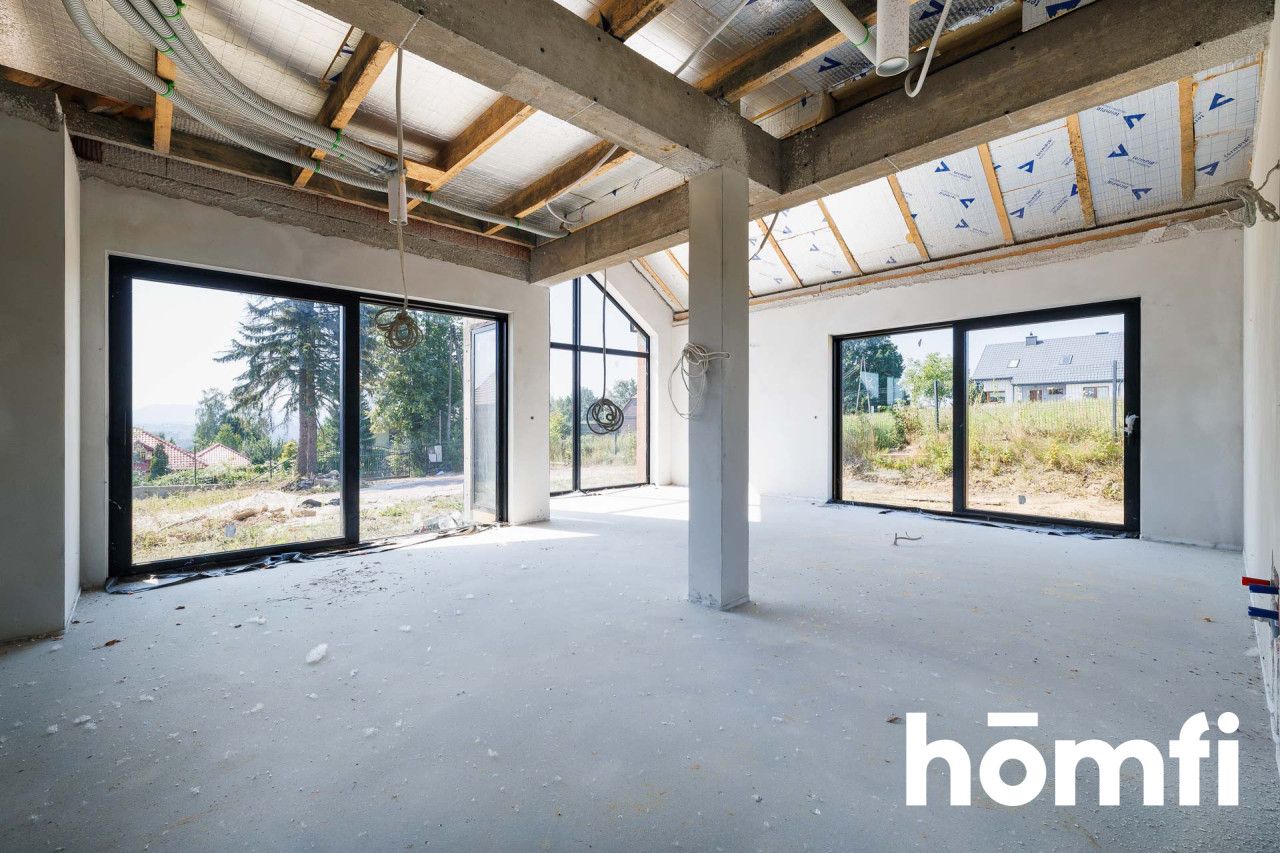 Single-storey home with 3 en-suite bedrooms, walk-in wardrobes and a detached 3-car garage - Дім - Продаж - Myślenicki, Siepraw