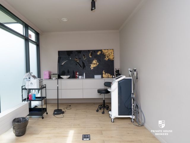 Lokal pod gabinety Wielicka/ Jerozolimską 30 mkw - Lokal użytkowy - Wynajem - Kraków, Podgórze