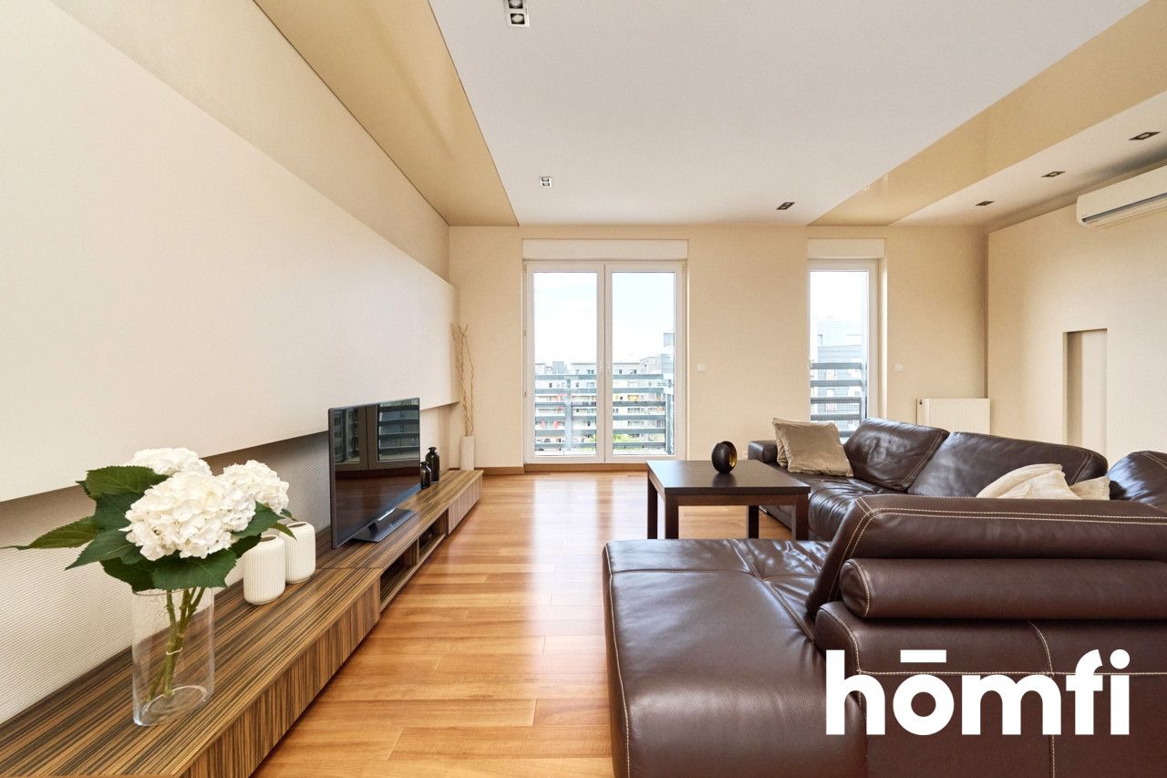 Unique, spacious 83 m2 apartment with a 20 m2 terrace, air conditioning, 2 balconies, closed garage!/ Zdrowa Street/Old Town/Wroclaw - Apartment - Rent - Wrocław, Stare Miasto