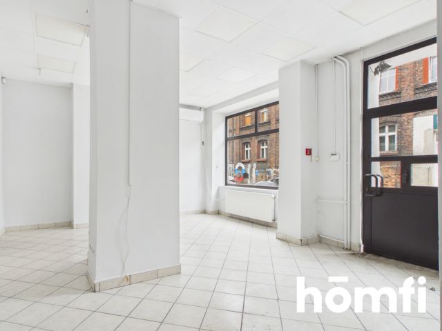 Ground Floor Commercial Unit | 2 Storefront Windows | Near DTŚ 54m² - Commercial premises - Rent - Świętochłowice, Zgoda