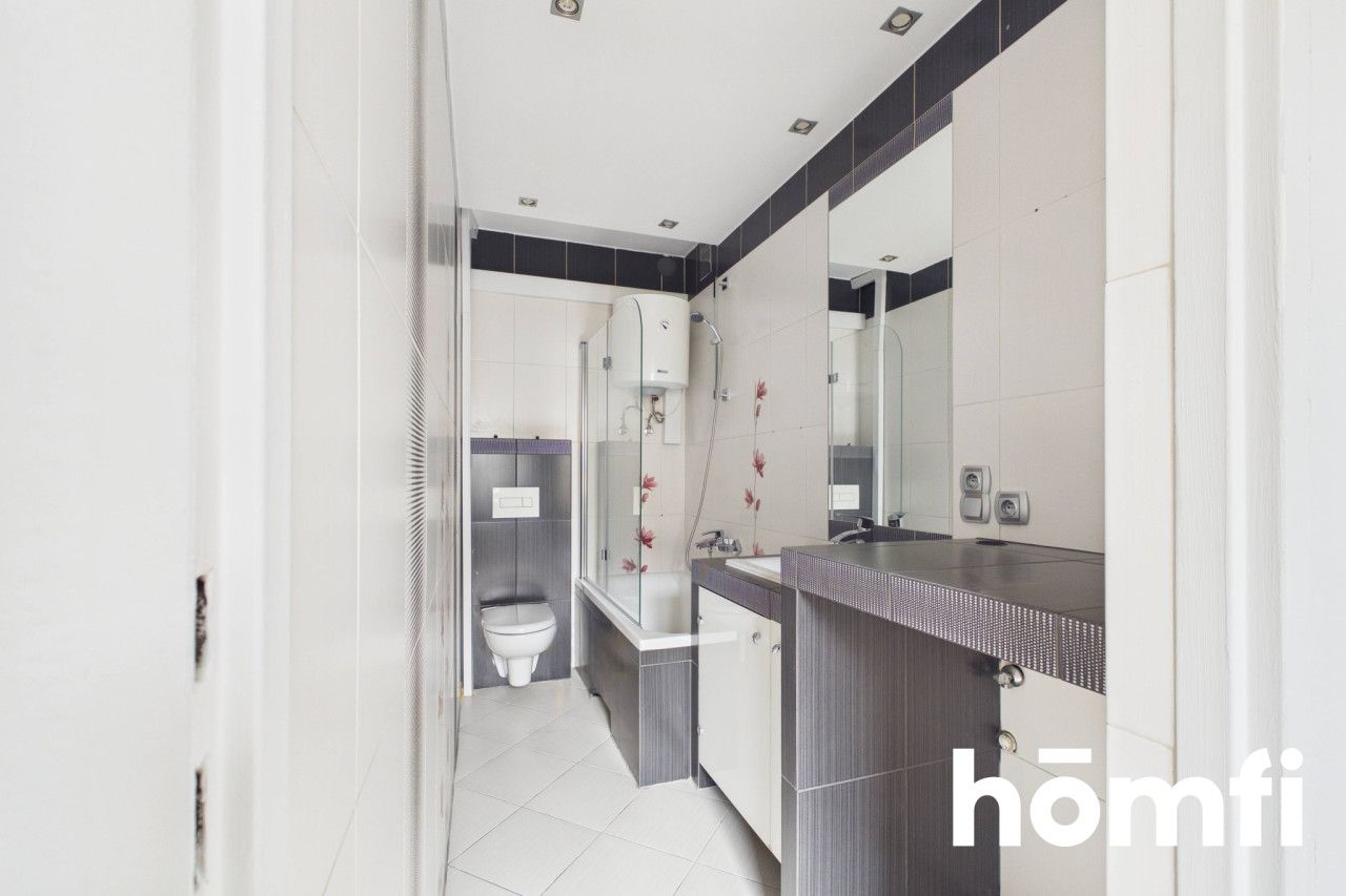 Freshly renovated! 4 rooms + separate kitchen - Apartment - Rent - Świętochłowice, Zgoda