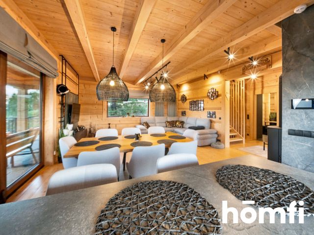 Highlander-style log villa with a view - House - Sale - Limanowski, Kamienica