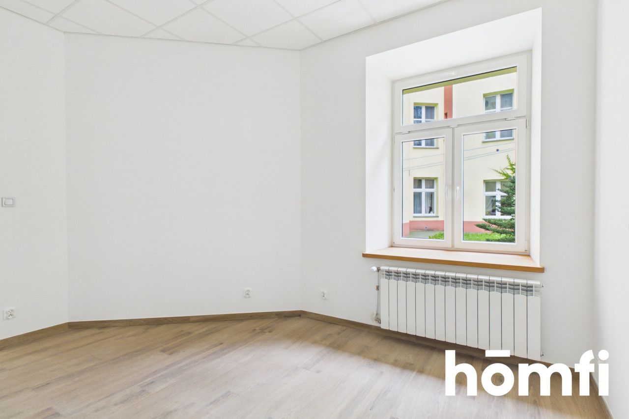 70 m² Commercial Premises for Rent | Łódź City Centre | Radwańska Street | 2 Entrances - Commercial premises - Rent - Łódź, Śródmieście