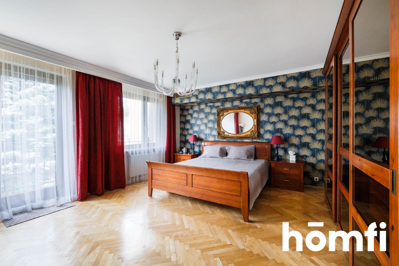 Large house in Kraków - Дім - Продаж - Kraków, Nowa Huta / Mistrzejowice