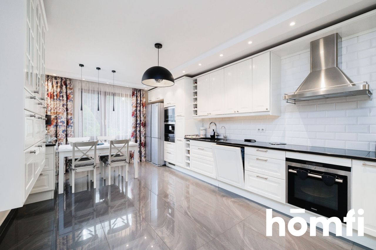 Large house in Kraków - Дім - Продаж - Kraków, Nowa Huta / Mistrzejowice