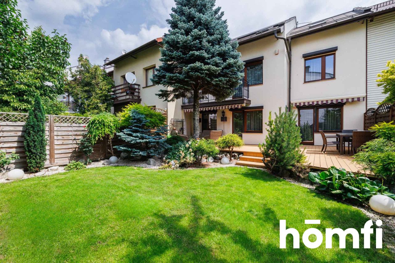 Large house in Kraków - Дім - Продаж - Kraków, Nowa Huta / Mistrzejowice
