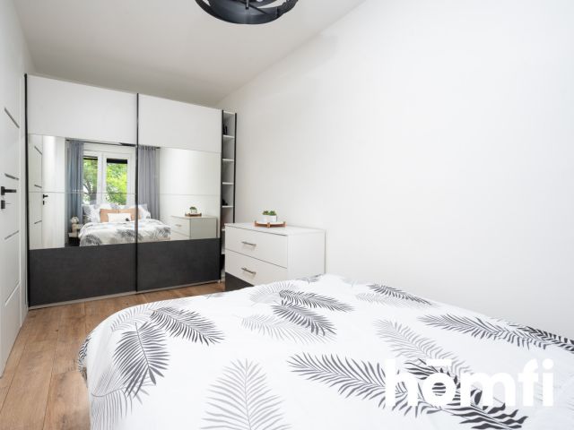 Bright 3-Bedroom Apartment After Renovation | Balcony | Green Surroundings | Move-in Ready - Квартира - Продаж - Kraków, Podgórze / Bieżanów-Prokocim