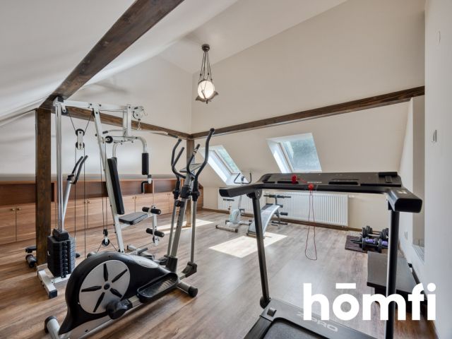 PREMIUM HOME | 10.7 ARE PLOT | GARAGE | SOLAR PANELS - Дім - Продаж - Mielecki, Mielec