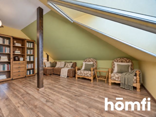 PREMIUM HOME | 10.7 ARE PLOT | GARAGE | SOLAR PANELS - Дім - Продаж - Mielecki, Mielec