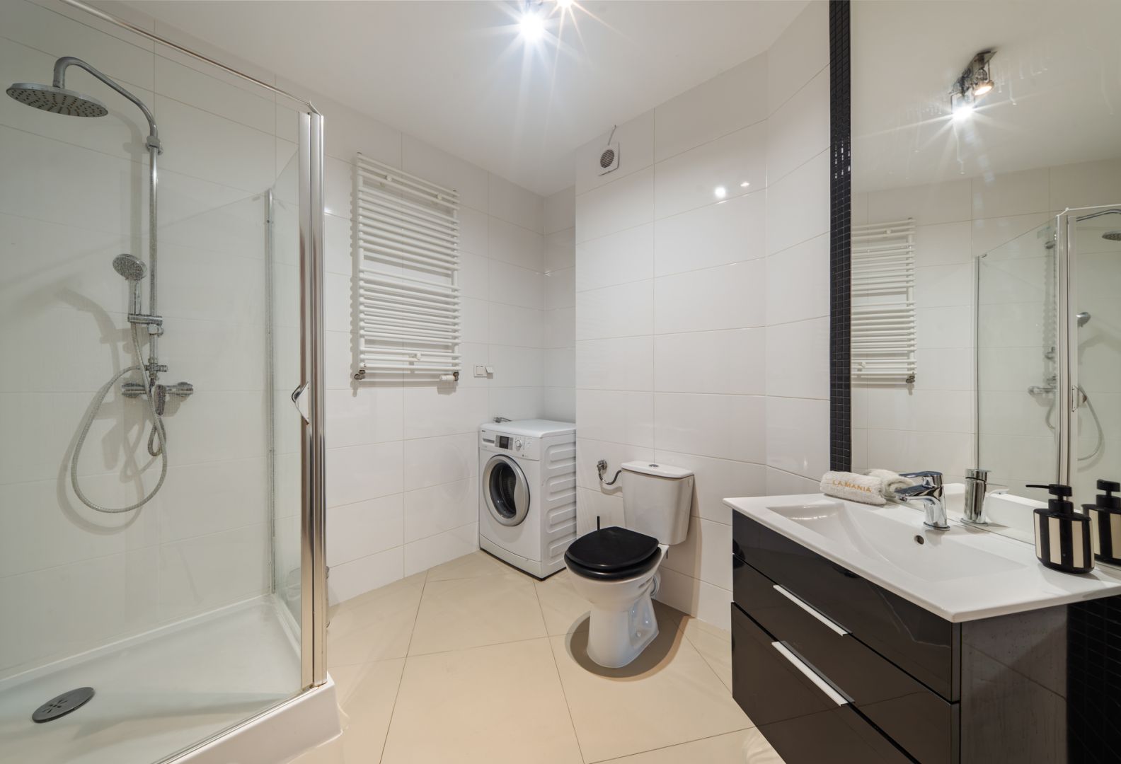3 separate rooms and 2 balconies / Large flat in Wilda - Apartment - Sale - Poznań, Wilda
