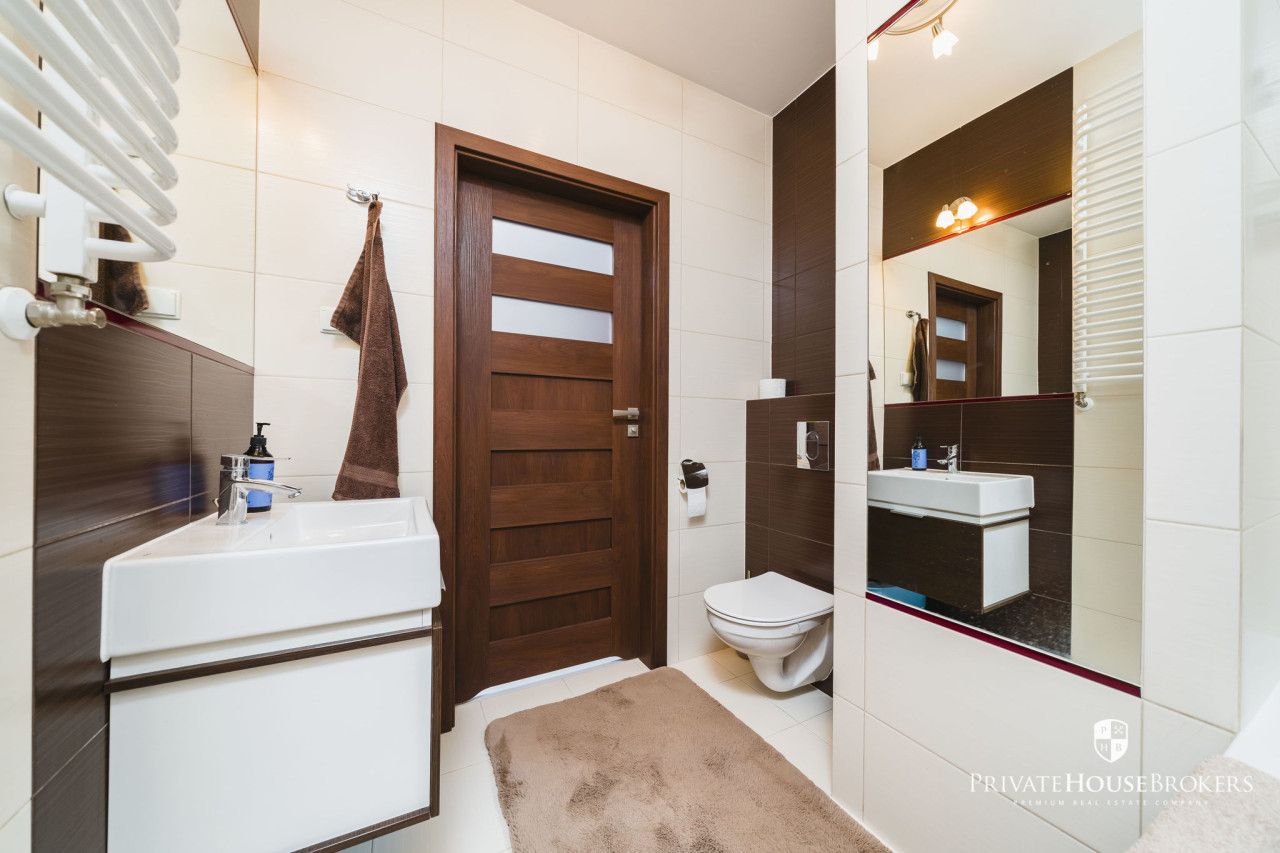 Cozy apartment on the top floor at Śliczna street - Apartment - Rent - Kraków, Śródmieście