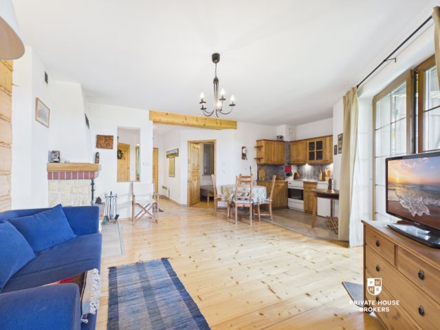 Mountain Retreat in Zakopane Style | Scenic Balcony | 45 m² | Zakopane - Apartment - Sale - Tatrzański, Zakopane