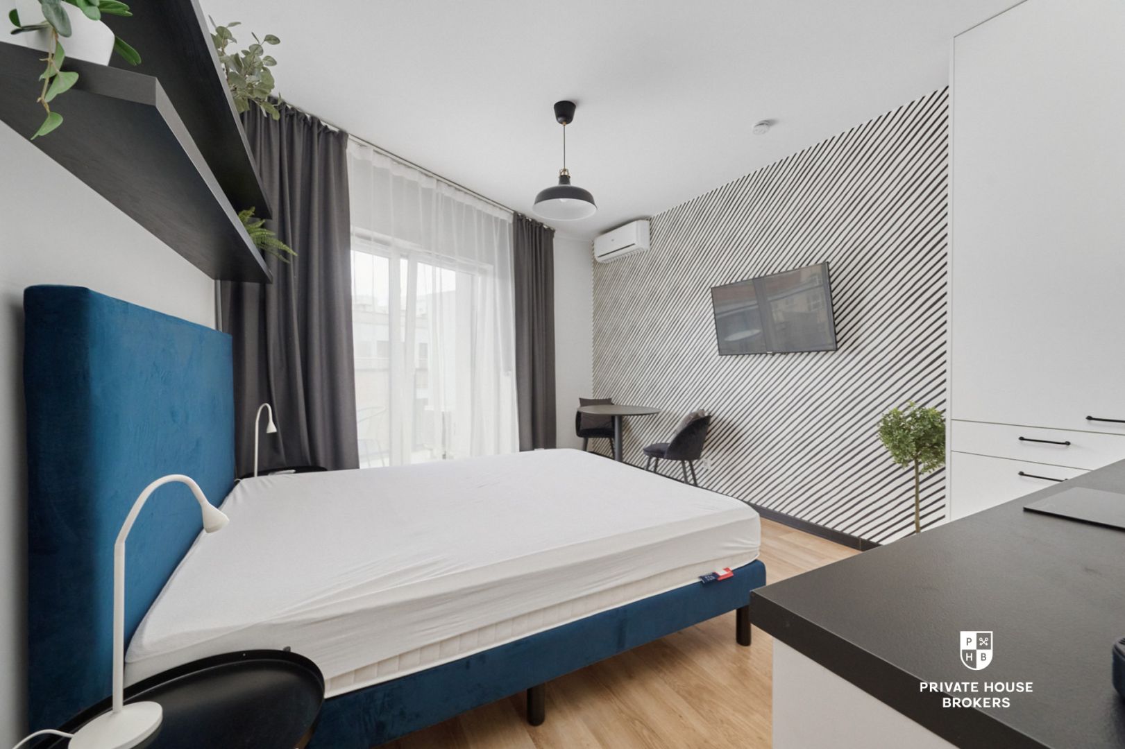 3-room, spacious apartment with a huge garden - Apartment - Rent - Wrocław, Śródmieście