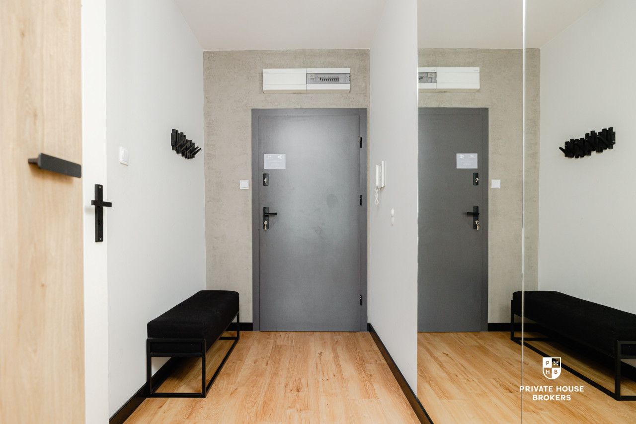 Studio apartment with a balcony and internet, close to the city center. - Apartment - Rent - Wrocław, Śródmieście