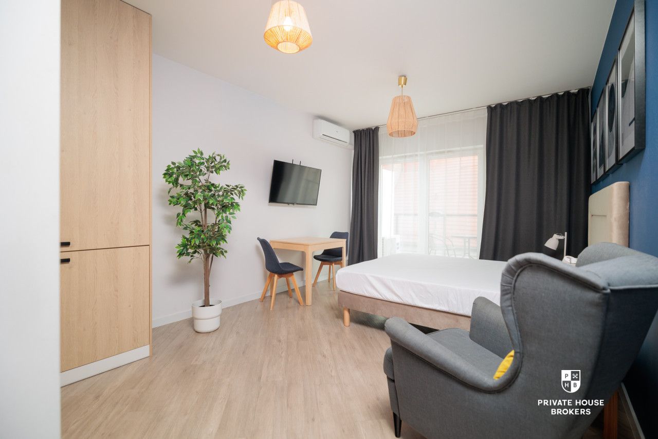 Studio apartment with a balcony and internet, close to the city center. - Apartment - Rent - Wrocław, Śródmieście