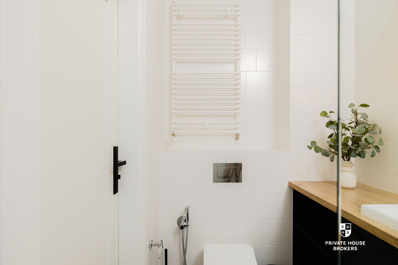 Studio apartment with a balcony and internet, close to the city center. - Apartment - Rent - Wrocław, Śródmieście