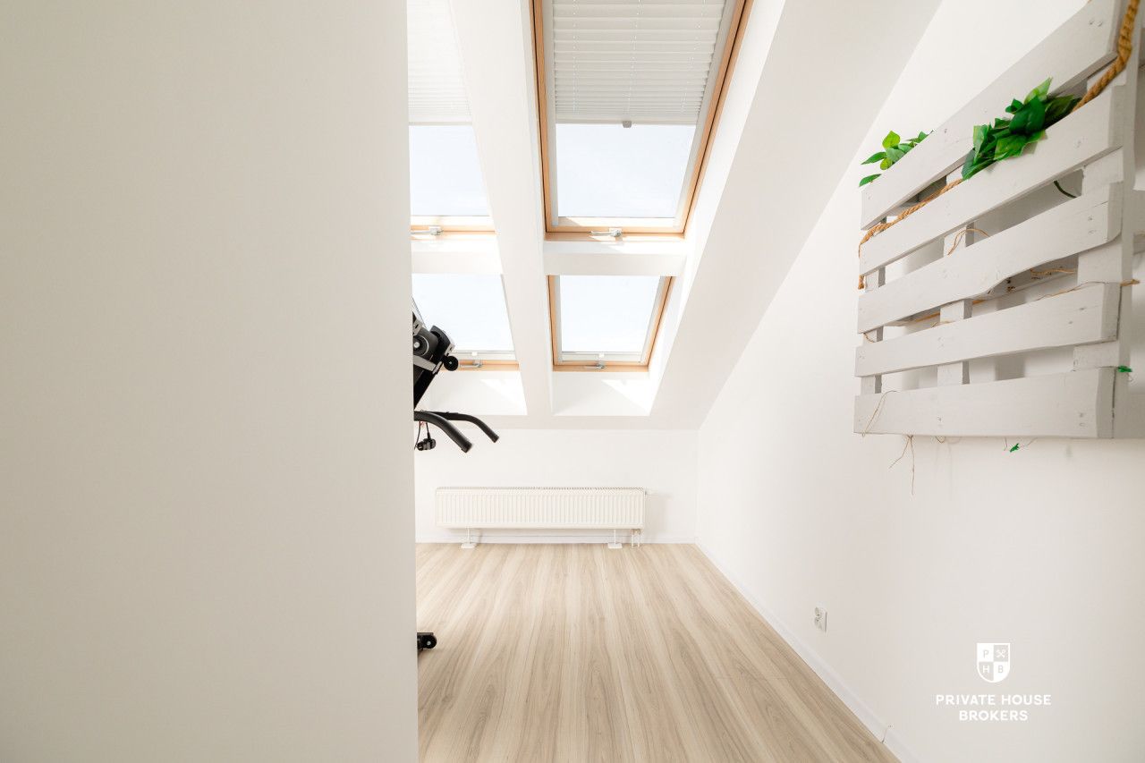 Sunny, attractive, well-laid-out – 4 rooms with a balcony - Apartment - Sale - Wrocław, Krzyki / Ołtaszyn
