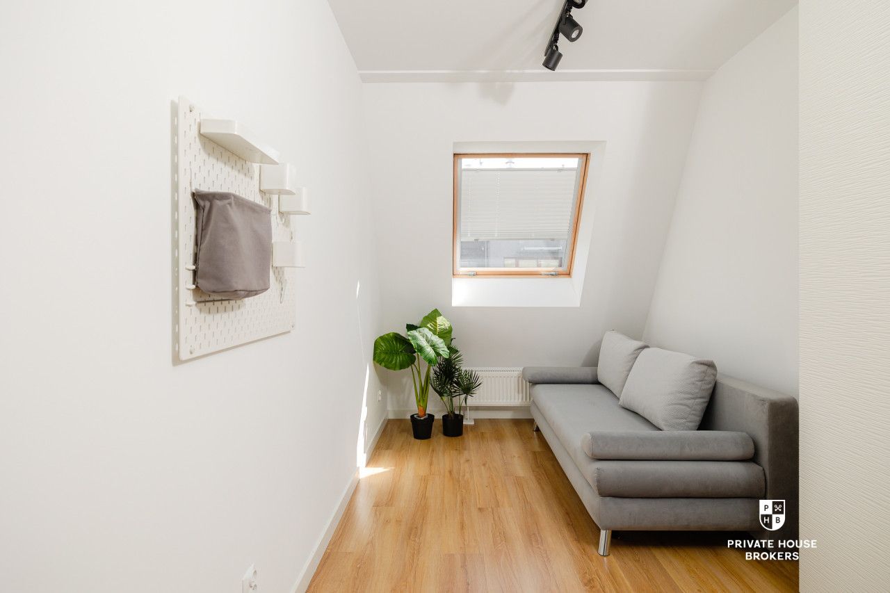 Sunny, attractive, well-laid-out – 4 rooms with a balcony - Apartment - Sale - Wrocław, Krzyki / Ołtaszyn